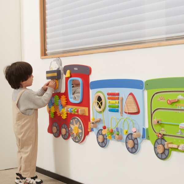 Train Wall Toy - Image 3