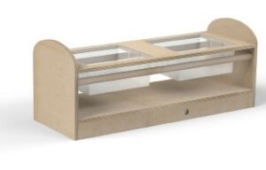 Sensory table + 2 buckets